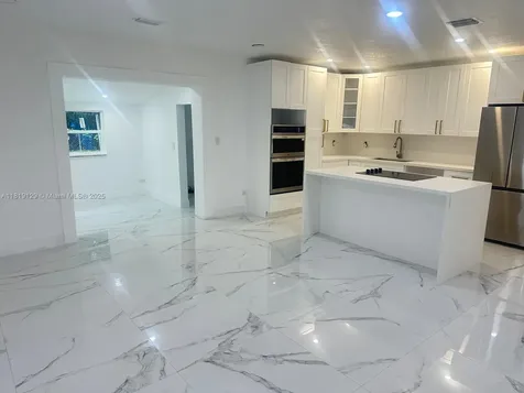 1325 NE 203rd Street Miami FL 33179