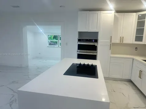 1325 NE 203rd Street Miami FL 33179