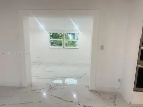 1325 NE 203rd Street Miami FL 33179