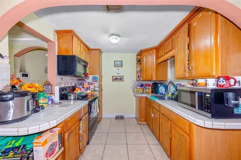 5626 Atlanta Street Hollywood FL 33021