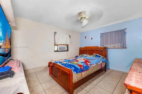 5626 Atlanta Street Hollywood FL 33021
