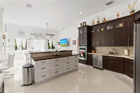 16601 SW 87th Court Palmetto Bay FL 33157