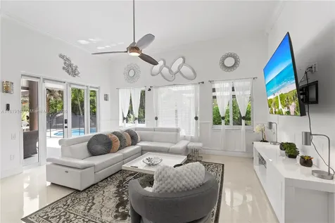 16601 SW 87th Court Palmetto Bay FL 33157