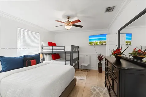 16601 SW 87th Court Palmetto Bay FL 33157
