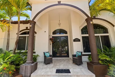 16601 SW 87th Court Palmetto Bay FL 33157