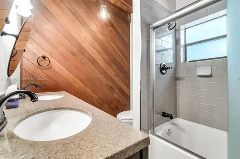 27000 SW 192nd Avenue Miami FL 33031