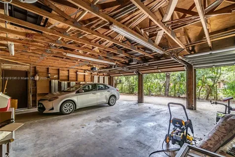 27000 SW 192nd Avenue Miami FL 33031