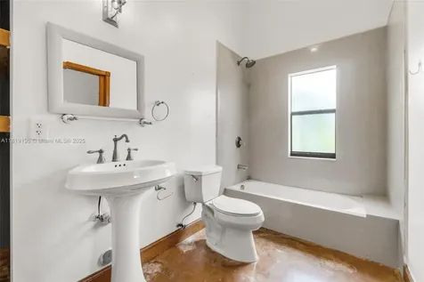27000 SW 192nd Avenue Miami FL 33031