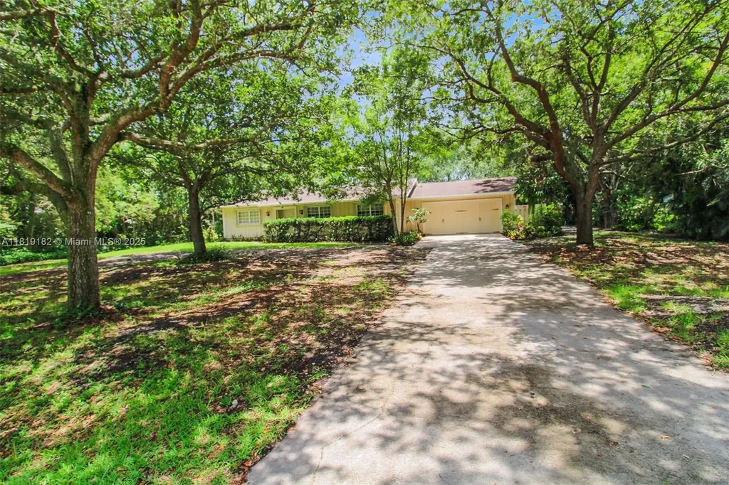 14360 SW 20th Street Davie FL 33325