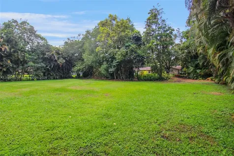 14360 SW 20th Street Davie FL 33325