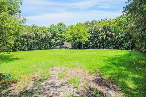 14360 SW 20th Street Davie FL 33325
