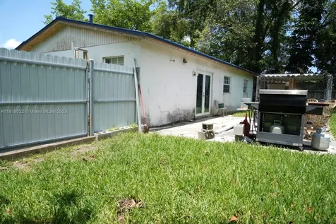 9964 SW 154th Street Miami FL 33157