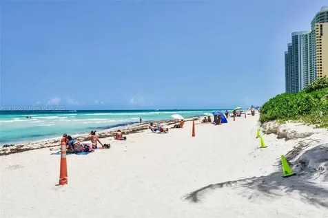 16699 Collins Avenue Sunny Isles Beach FL 33160