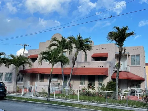829 SW 19th Avenue Miami FL 33135