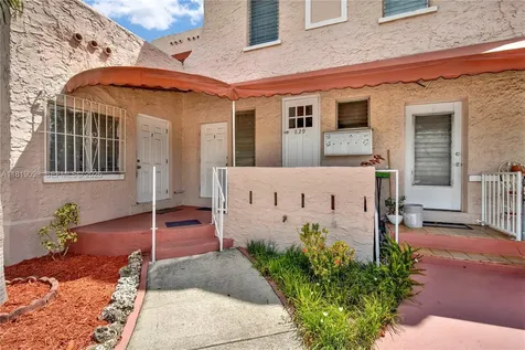 829 SW 19th Avenue Miami FL 33135