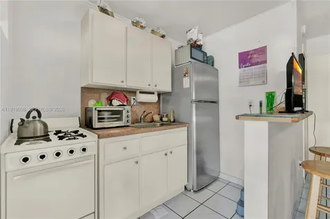 829 SW 19th Avenue Miami FL 33135