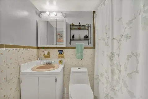829 SW 19th Avenue Miami FL 33135