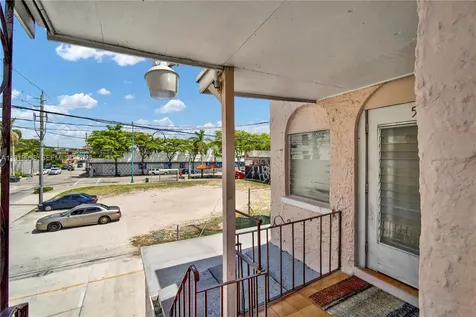 829 SW 19th Avenue Miami FL 33135