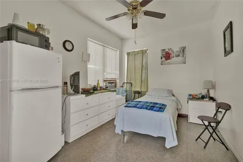 829 SW 19th Avenue Miami FL 33135