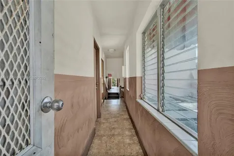 829 SW 19th Avenue Miami FL 33135