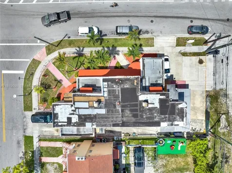 829 SW 19th Avenue Miami FL 33135