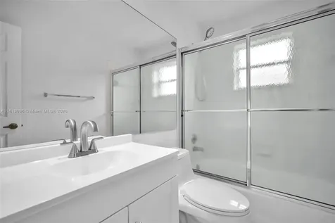 1624 SW 149th Avenue Pembroke Pines FL 33027