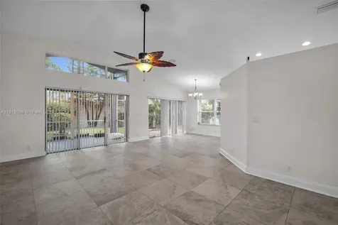 1624 SW 149th Avenue Pembroke Pines FL 33027