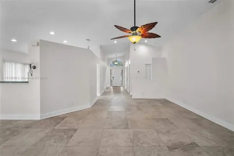 1624 SW 149th Avenue Pembroke Pines FL 33027