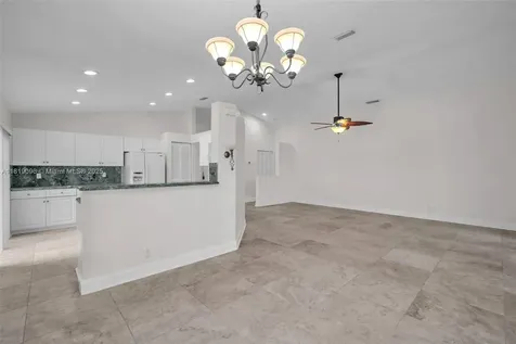 1624 SW 149th Avenue Pembroke Pines FL 33027