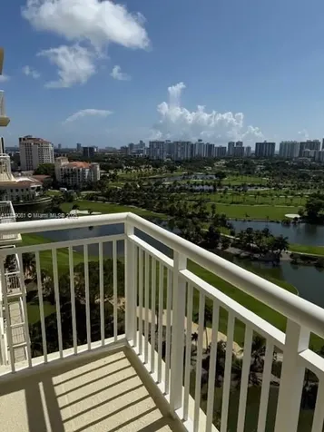 19501 W Country Club Drive Aventura FL 33180