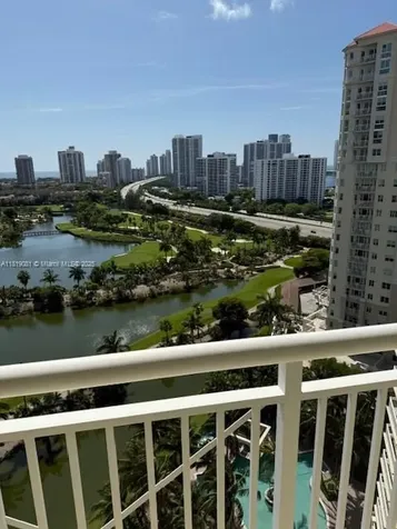 19501 W Country Club Drive Aventura FL 33180