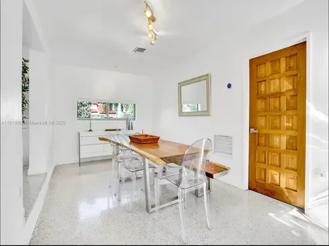 7537 W Treasure Drive North Bay Village FL 33141