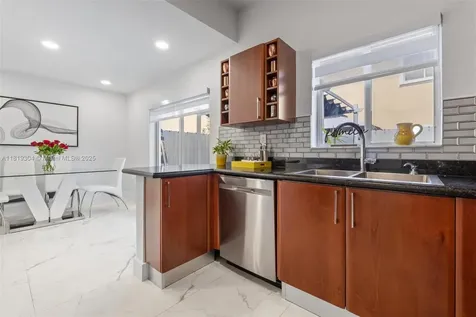 18062 NW 74th Court Hialeah FL 33015