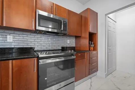 18062 NW 74th Court Hialeah FL 33015