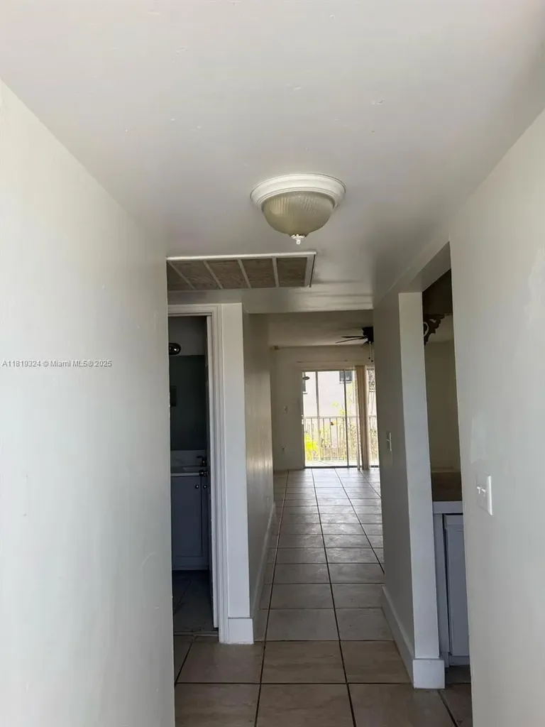 438 NE 210th Circle Terrace Miami FL 33179