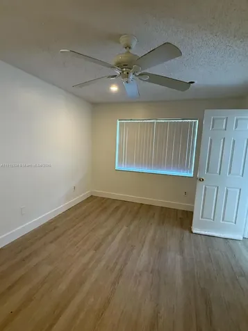 438 NE 210th Circle Terrace Miami FL 33179