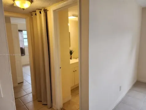 241 SE 9th Avenue Pompano Beach FL 33060