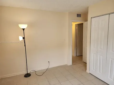 241 SE 9th Avenue Pompano Beach FL 33060