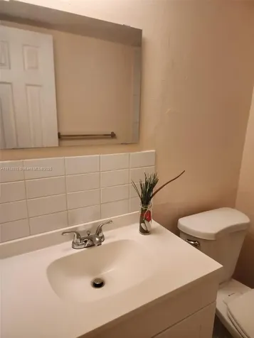 241 SE 9th Avenue Pompano Beach FL 33060