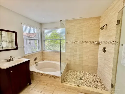 535 SW 181st Way Pembroke Pines FL 33029