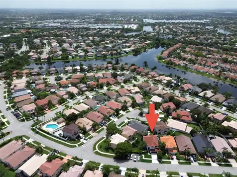 535 SW 181st Way Pembroke Pines FL 33029
