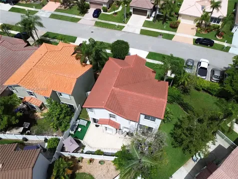 535 SW 181st Way Pembroke Pines FL 33029