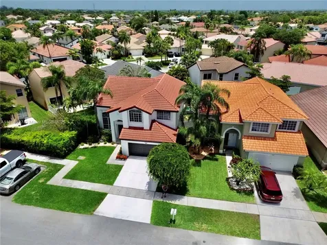 535 SW 181st Way Pembroke Pines FL 33029