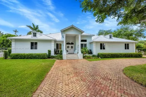 6129 SW 74th Court Miami FL 33143