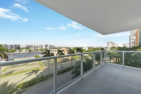 2751 S Ocean Drive Hollywood FL 33019