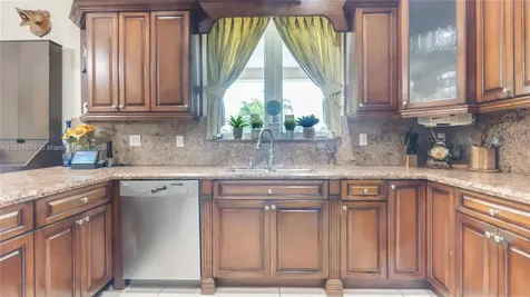 9020 SW 171st Terrace Palmetto Bay FL 33157