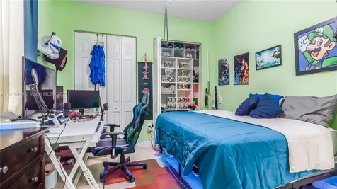 9020 SW 171st Terrace Palmetto Bay FL 33157