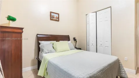9020 SW 171st Terrace Palmetto Bay FL 33157