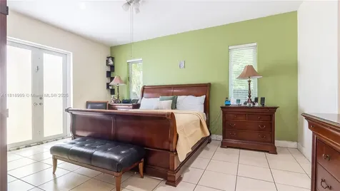 9020 SW 171st Terrace Palmetto Bay FL 33157