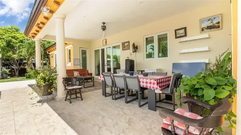 9020 SW 171st Terrace Palmetto Bay FL 33157
